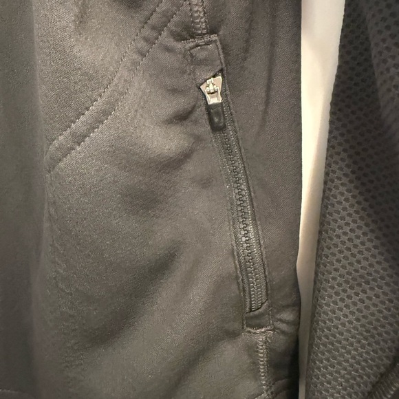 Nike University of Delaware 1/4 Quarter-Zip Pullover Medium gray logo Dri fit - Picture 8 of 10